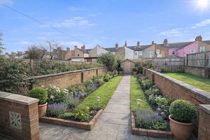 Photo 10- click for photo gallery